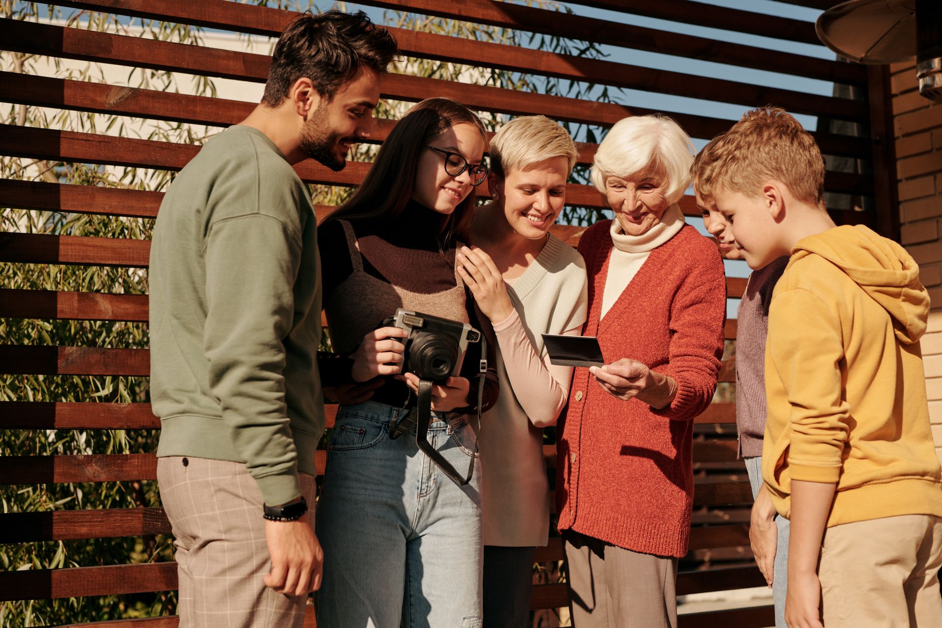 How to access a shared photo album
