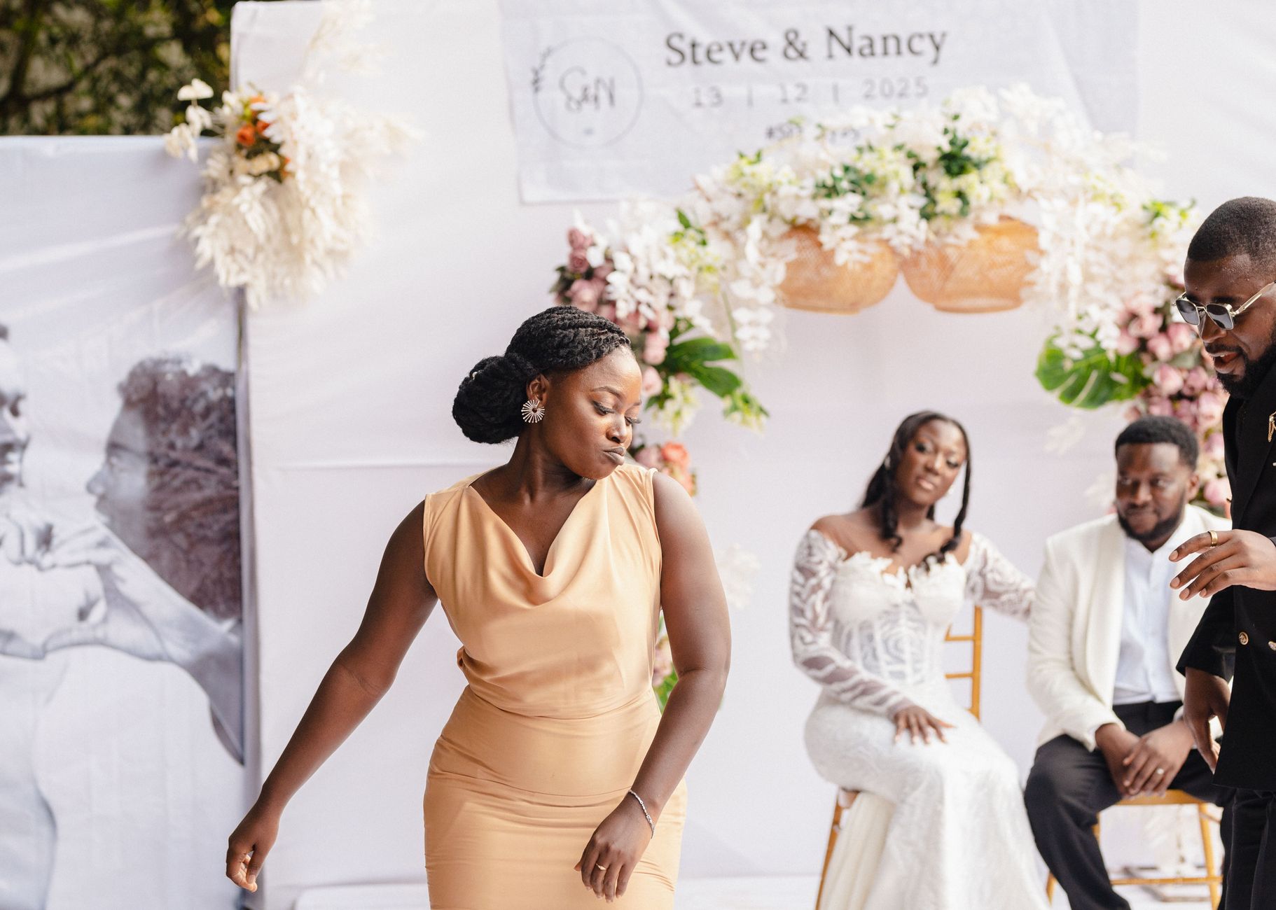 Wedding picture guest book online
